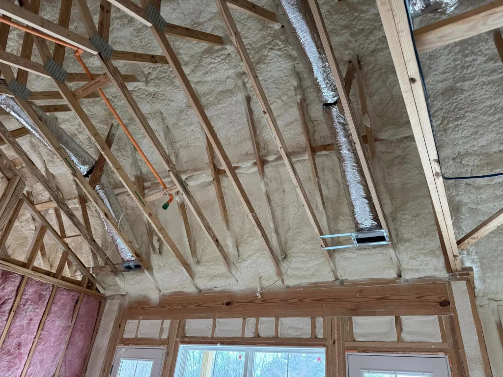Residential Spray Foam Insulation vs Traditional Insulation in Pablo Homes